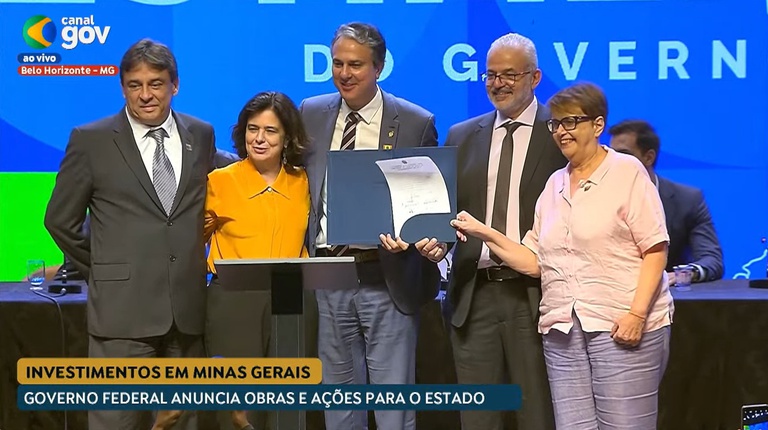 08022024 assinatura retomada obra hu-ufjf ebserh 4.jpg