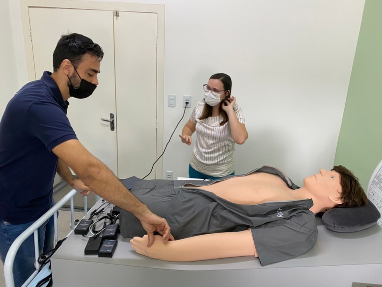 02032022 simuladores alta fidelidade hdt-uft 2.jpeg