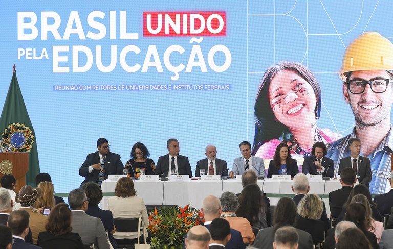 Governo Federal investirá R$ 5,5 bi em instituições de ensino superior 7.jpg