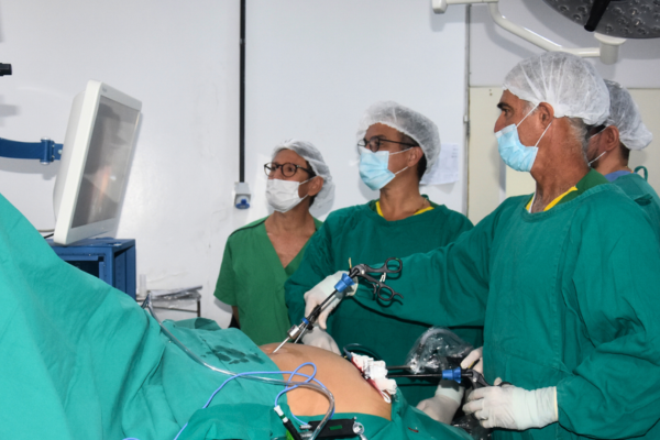 04042025 HC promove mutirão de cirurgia bariátrica que beneficiará 12 pacientes da lista de espera 1