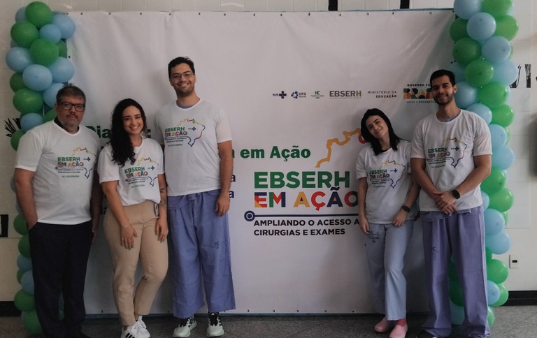 20122024 20122024 HC-UFG realiza mutirão de exames e cirurgias e reforça compromisso com o SUS equipe da ortopedia 7.jpeg