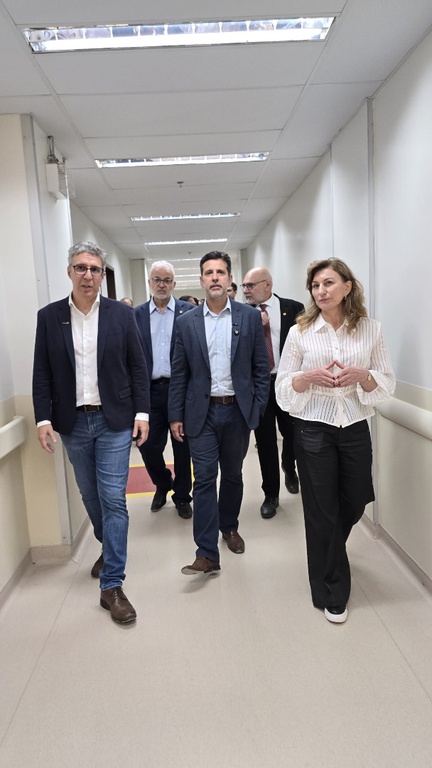 26082026 hubrasil hc-ufpe visita ministro educação (11).jpg