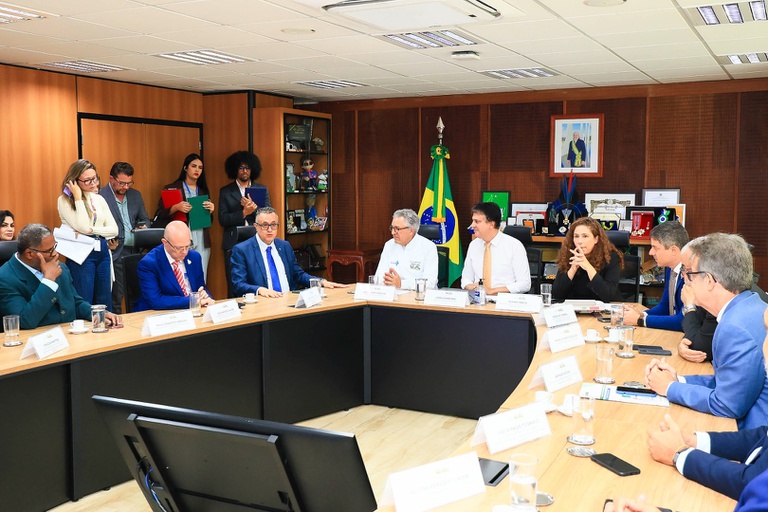 18122025 fusão hugg hfse (11).jpg