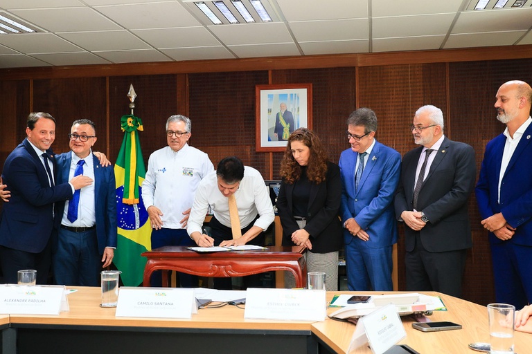 18122025 fusão hugg hfse (20).jpg