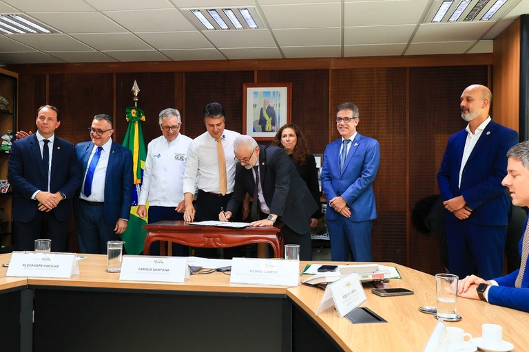 18122025 fusão hugg hfse (22).jpg