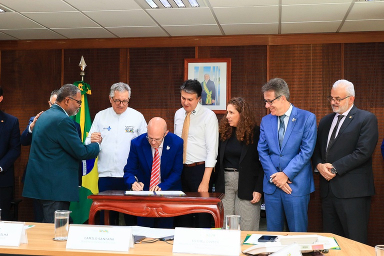 18122025 fusão hugg hfse (25).jpg