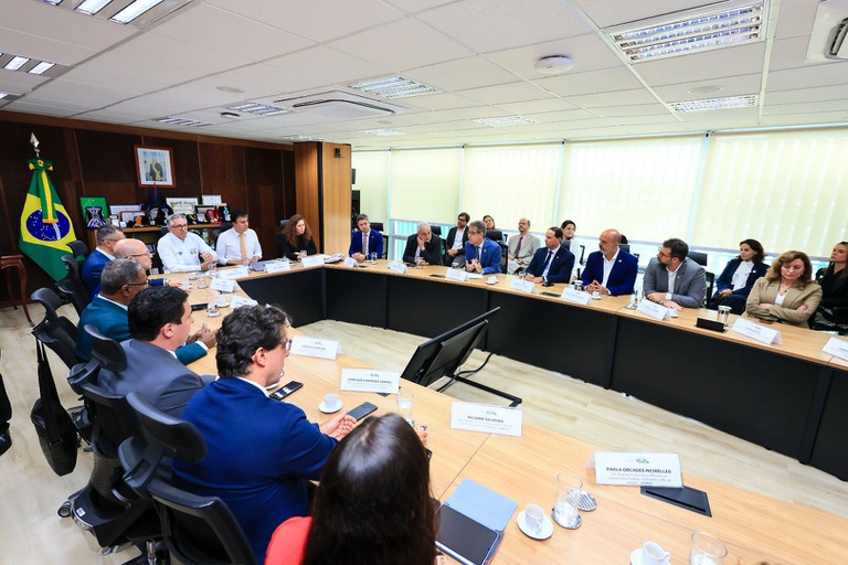 18122025 fusão hugg hfse (4).jpg