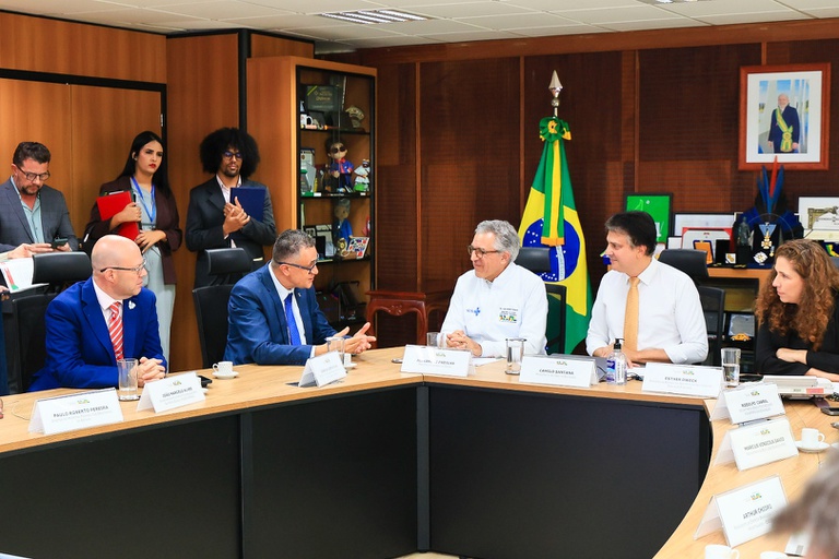 18122025 fusão hugg hfse (9).jpg