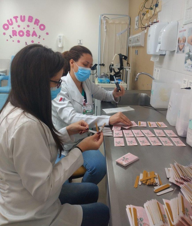 Outubro Rosa- Ação do HU-UFJF (8).jpg