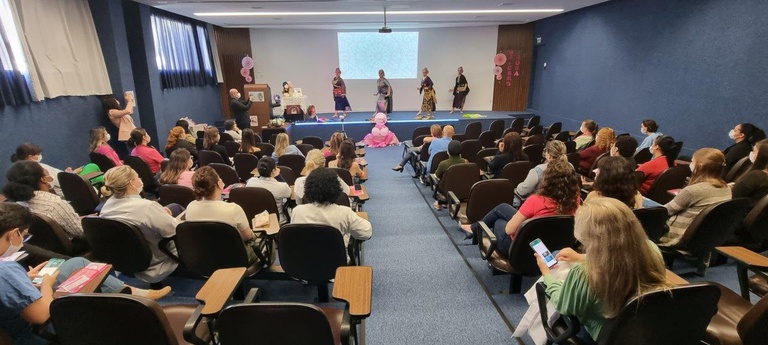 Outubro Rosa- Ação do HU-UFSC (2).jpg