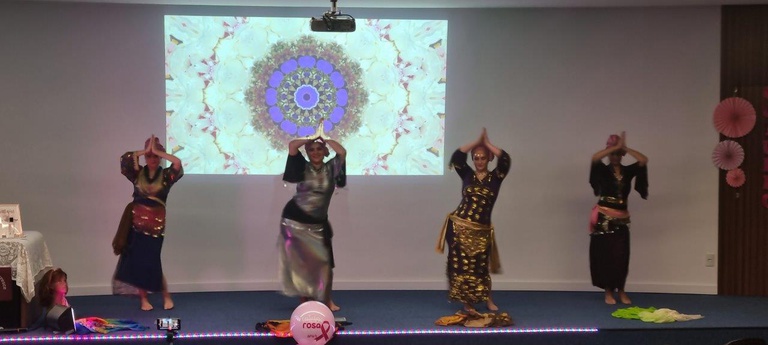 Outubro Rosa- Ação do HU-UFSC (3).jpg