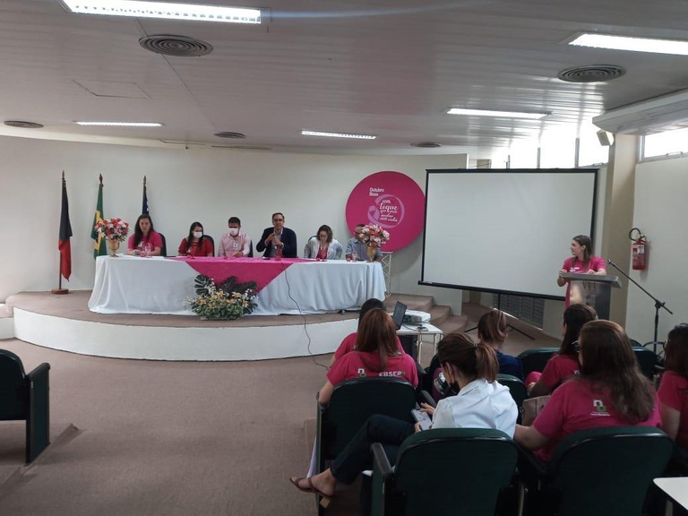 Outubro Rosa- Ação do HULW-UFPB (2).jpg