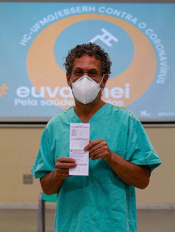 21012021 Vacina HC-UFMG 3.jpeg