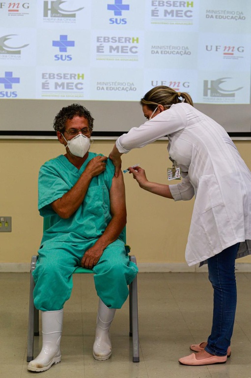 21012021 Vacina HC-UFMG 4.jpeg