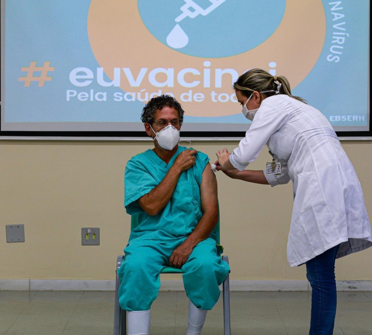 21012021 Vacina HC-UFMG 5.jpeg