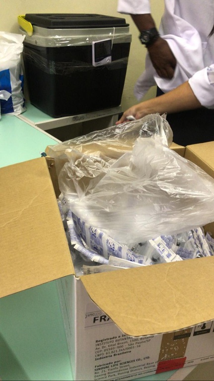 21012021 Vacina Huap-UFF 2.jpeg