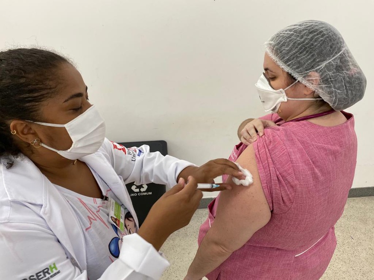 21012021 Vacina Hucam-Ufes 11.jpeg