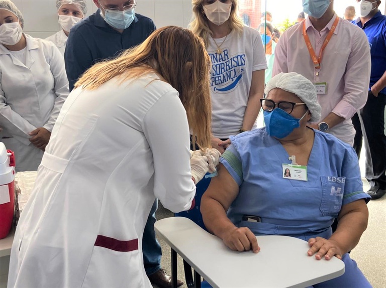 21012021 Vacina HUL-UFS 2.jpg