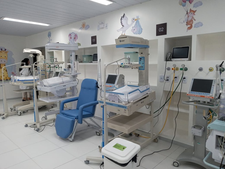 19102023 hulw entrega uti neonatal 4.jpg