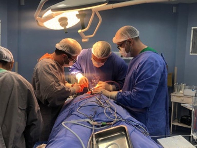 30102025 ebserh hugv-ufam cirurgia mandíbula 1.jpeg