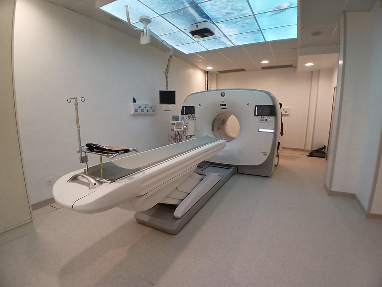 04022026 ebserh huap-uff pet-ct (5).jpg