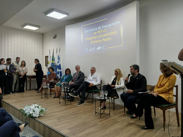 04022026 ebserh huap-uff pet-ct (7).jpg