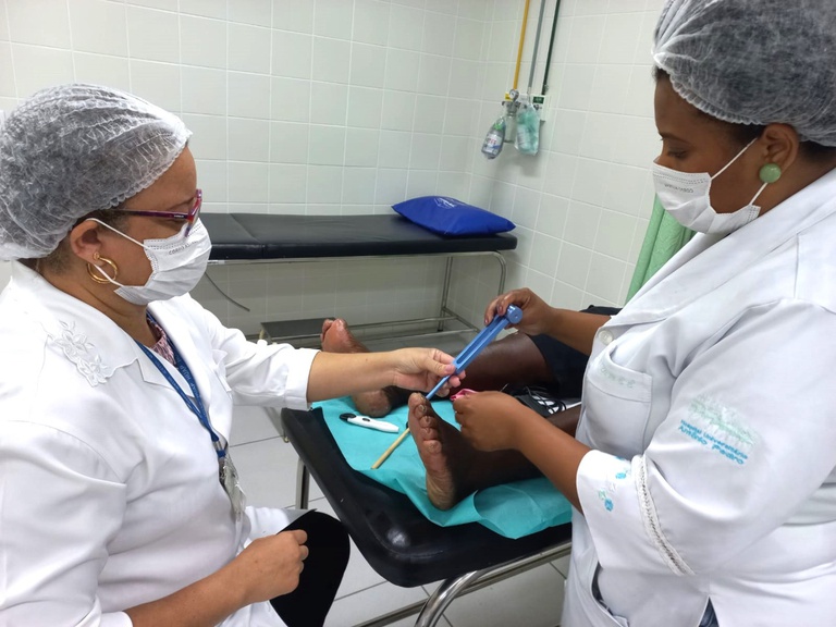 06022024 huap-uff podiatria ebserh 1.jpeg