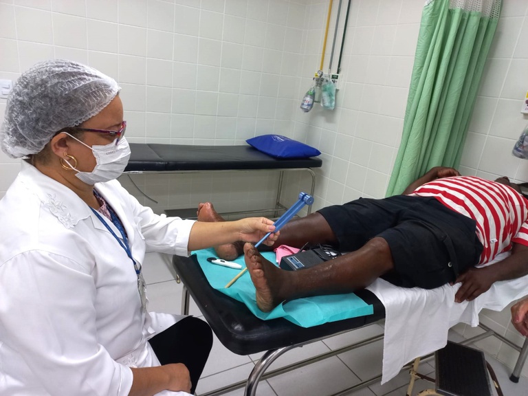 06022024 huap-uff podiatria ebserh 4.jpeg