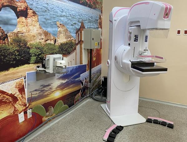 Solenidade de recepção dos equipamentos deu início à campanha do Outubro Rosa