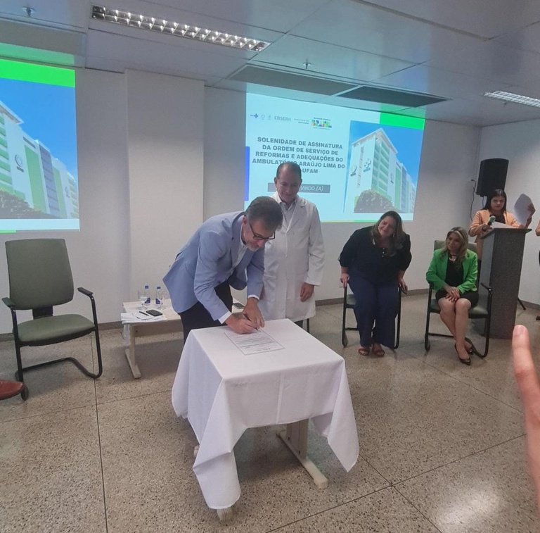 06022025 ebserh hugv-ufam reforma ambulatório (1).jpg