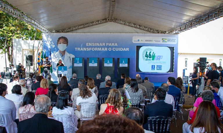 20082021 inauguração humap (30).jpeg