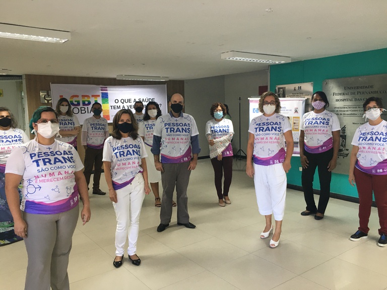 Foram realizadas ações educativas sobre questões de orientação sexual e identidade e expressão de gênero