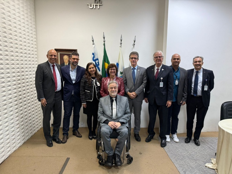 04072025 posse superintendente Huap (1).jpeg