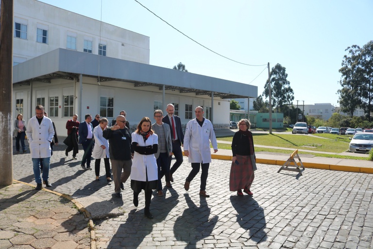 29082023 Gestores da Administração Central da Ebserh conhecem a estrutura do HUSM (27).JPG