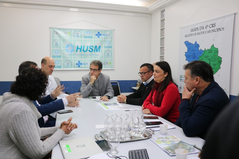 29082023 Reunião com Sindicato em visita ao HUSM (2).JPG