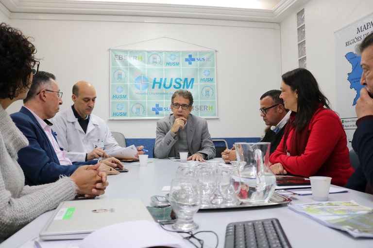 29082023 Reunião com Sindicato em visita ao HUSM (3).JPG