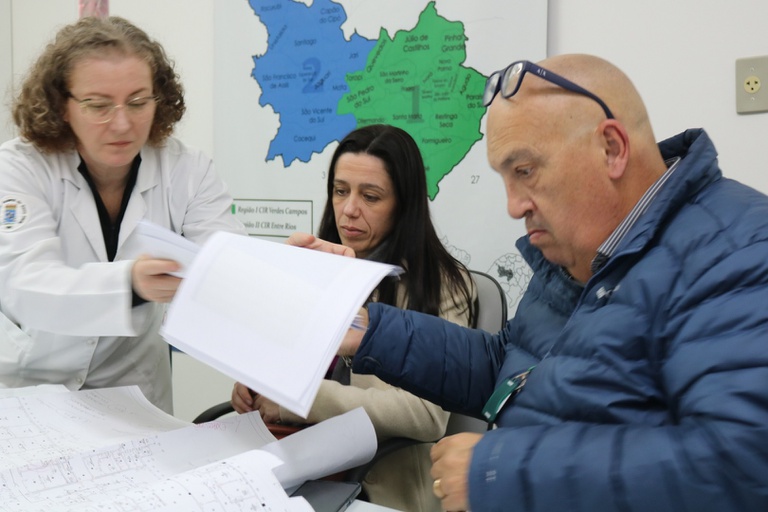 29082023 Reunião de gestão durante visita ao HUSM (1).JPG