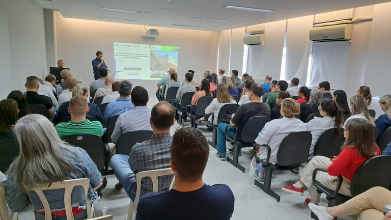 19052025 HUSM-UFSM firma contrato para aquisição de alimentos da agricultura familiar 8.jpg