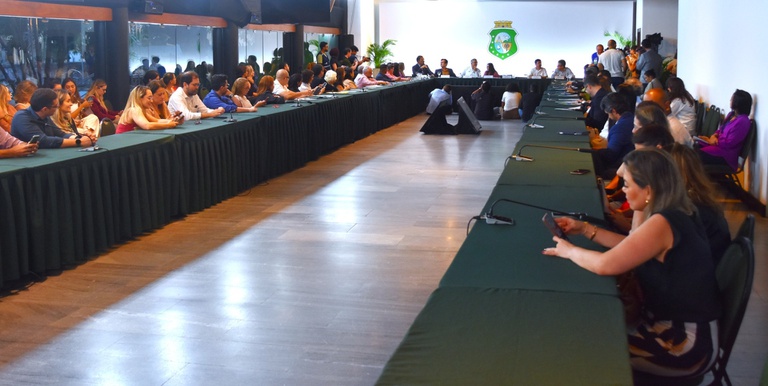 HU Brasil, Ministério da Saúde, Fiocruz e Sesa oficializam cooperação para desenvolvimento de terapia celular de combate ao câncer no Ceará8.jpg