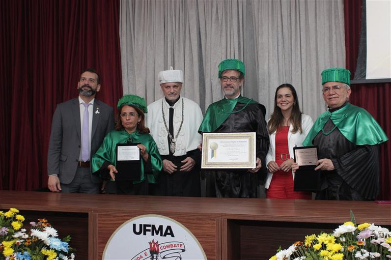 UFMA concede ao presidente da Ebserh, Arthur Chioro, o título de doutor honoris causa.JPG