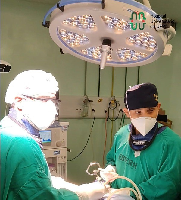 29032022 hu ufpi cirurgia coluna 2.jpeg