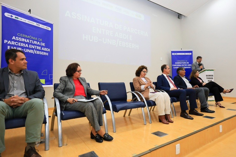 031125 HUB ABDI-15.jpg