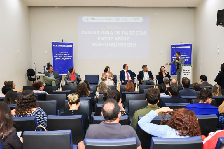 031125 HUB ABDI-17.jpg