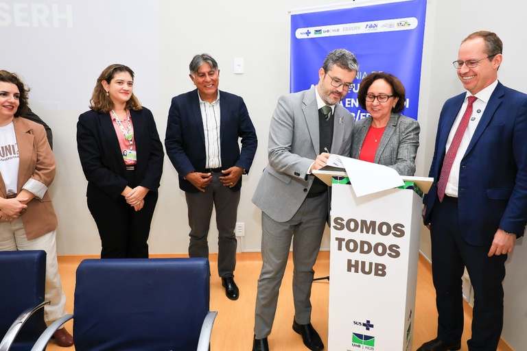 031125 HUB ABDI-9.jpg