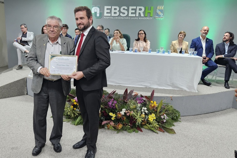 28112025 HULW-UFPBEbserh comemora 45 anos com inauguração da nova fachada (5).jpg