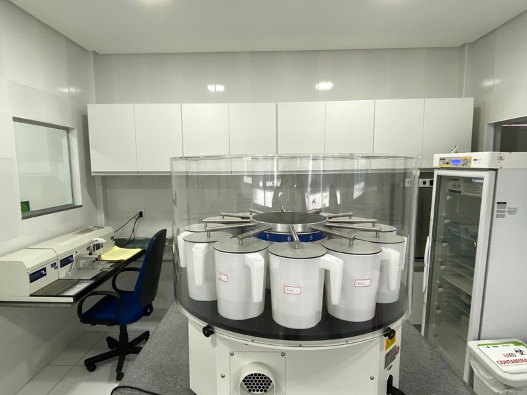 12072022 laboratorio multiusuario hu univasf 3.jpeg