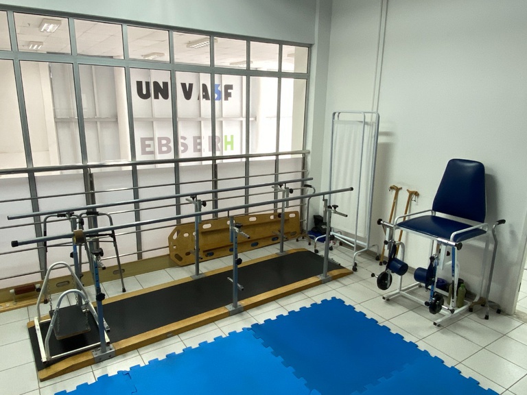 12072022 laboratorio multiusuario hu univasf 6.jpeg