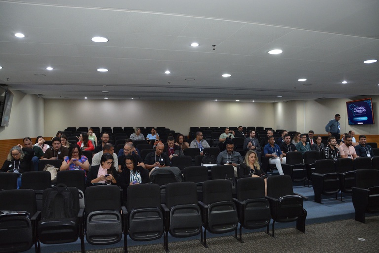 28052025 ebserh licitação em conexão (2).JPG