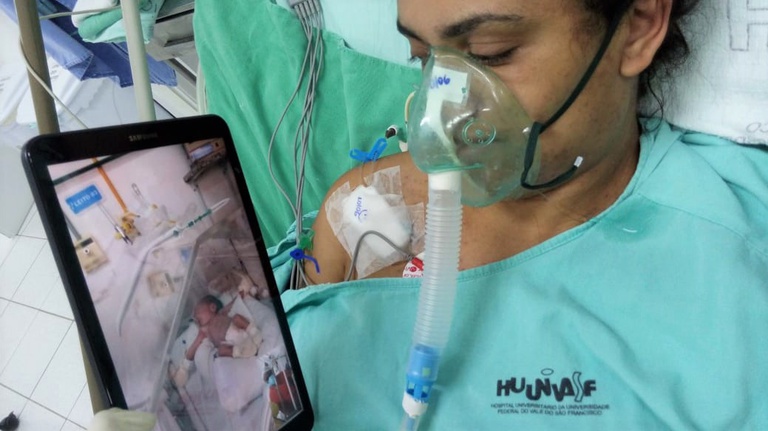 06072021 Videochamada entre mãe e filho - HU-Univasf 1.jpg