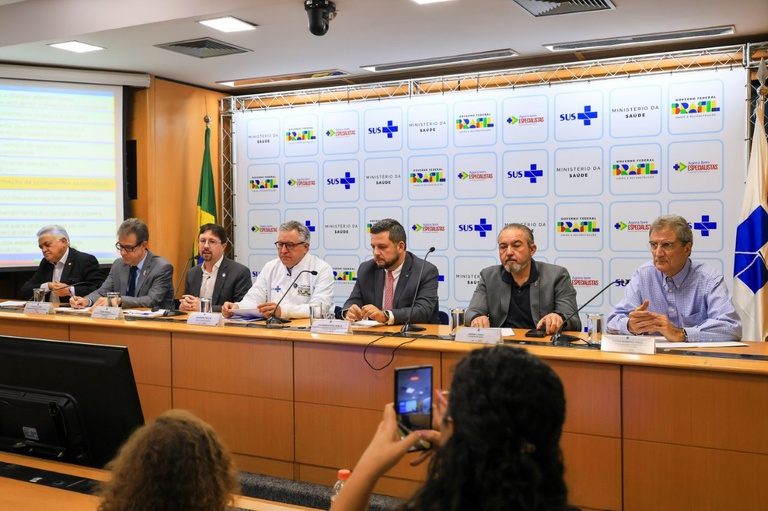 25-08-25 Coletiva-1000.jpg